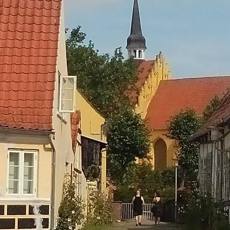 Bed & Breakfast Lille Himalaja Fåborg